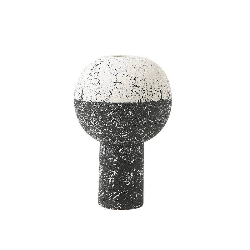 New Chinese style modern black and white textured round ceramic vase model room, clubhouse, living room, dry flower vase, soft decoration