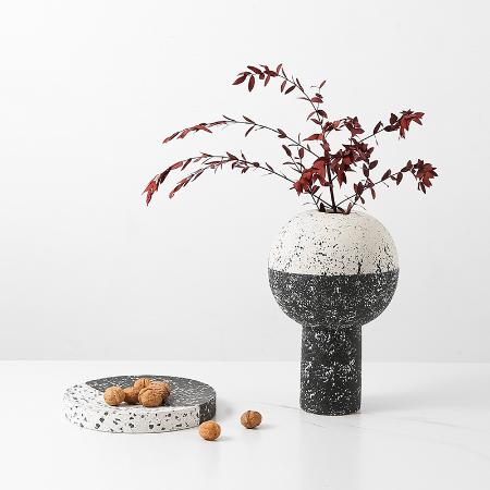 New Chinese style modern black and white textured round ceramic vase model room, clubhouse, living room, dry flower vase, soft decoration