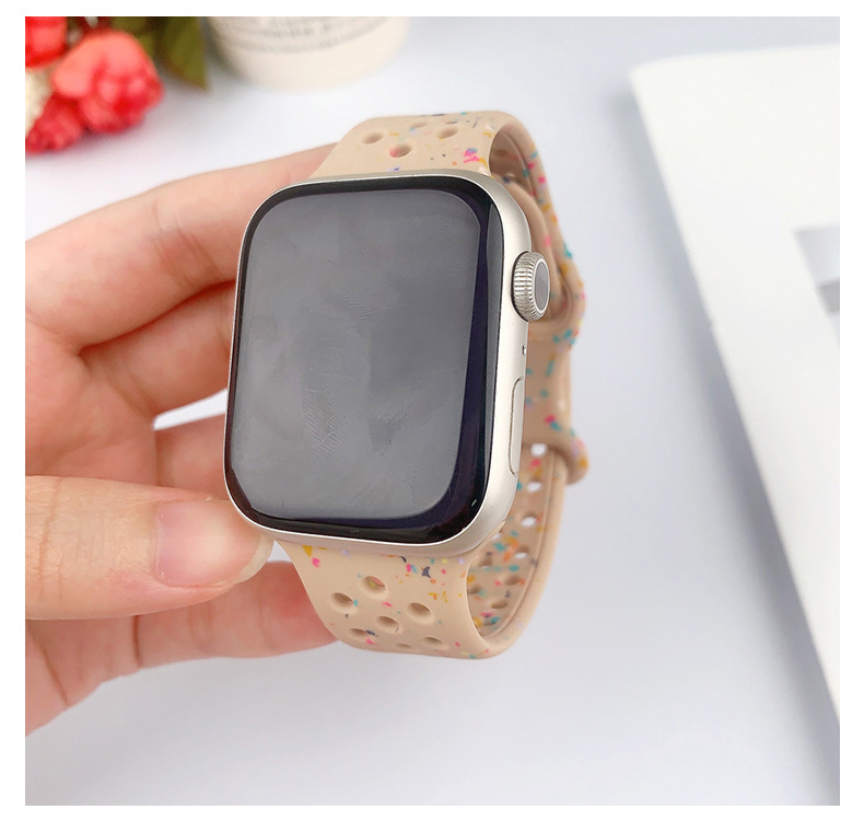 Amazon's best-selling watch strap for Apple. iWatch butterfly buckle hole color chip silicone apple watch strap