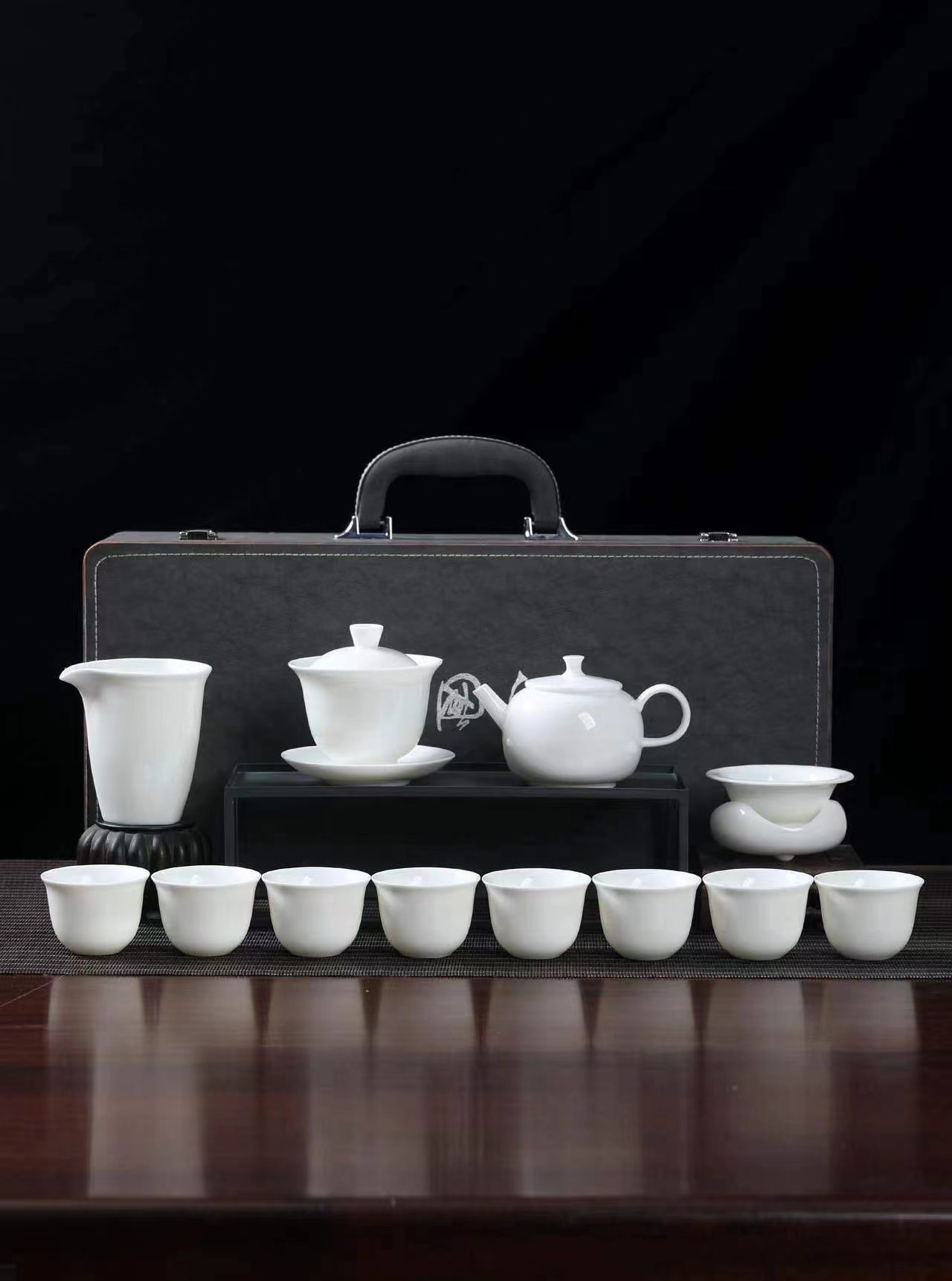 13 piece Dehua Sheep Fat Jade White Porcelain Kung Fu Tea Set Wholesale High end Leather Box Business Gift Teapot Cover Bowl