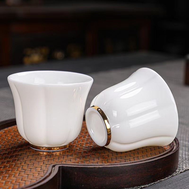 Dehua Sheep Fat Jade Pig Oil White Painting Gold Tea Set Leather Box Suitcase Business Gift White Porcelain Cover Bowl Tea Maker