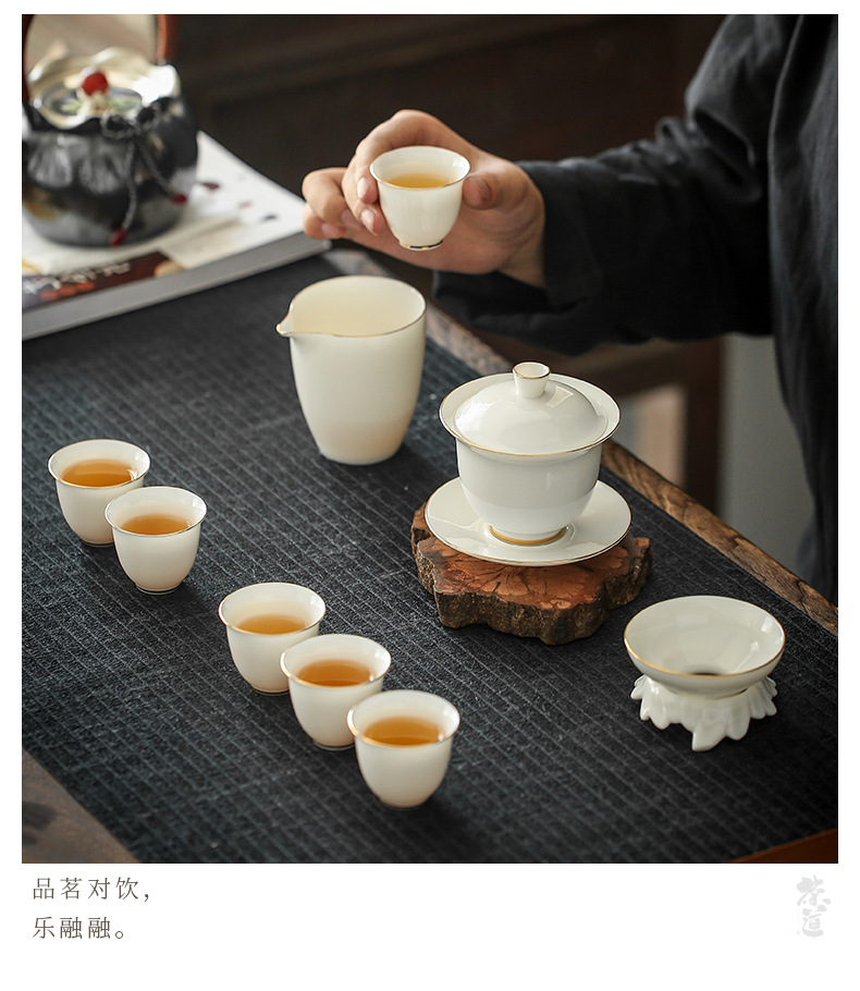 High end Dehua sheep fat jade white porcelain tea set set with gold painted ceramics, three talents bowl covering, Kung Fu tea set wholesale