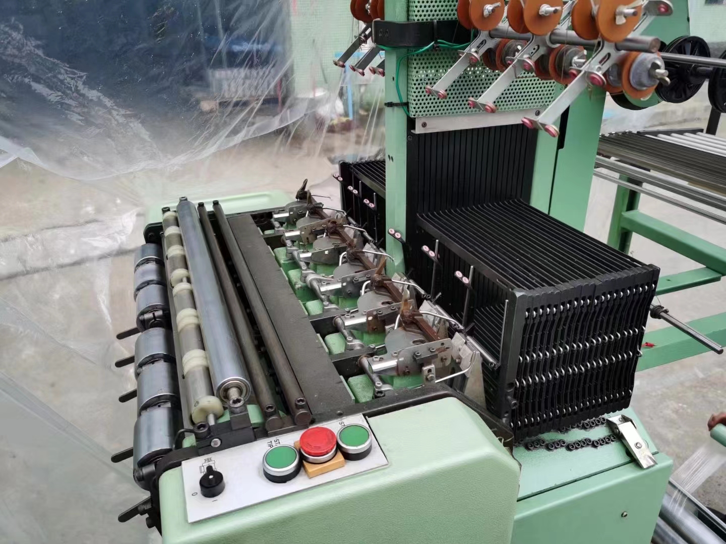 Factory Direct High Speed Flat Style Ky Machine Needle Used Weaving Looms Automatic Knitting Looms Elastic Webbing Machine