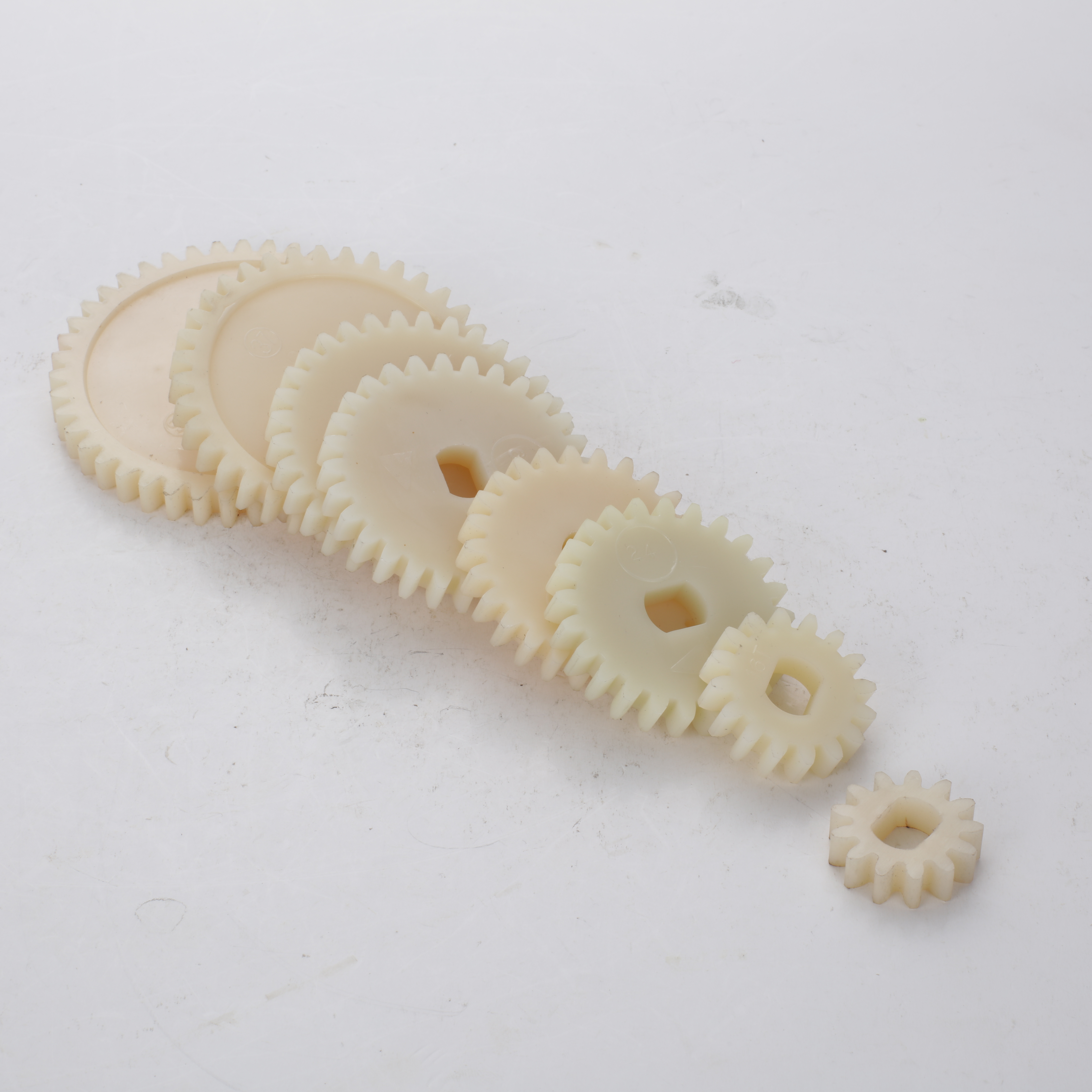 factory wholesale plastic transmission gear for crochet machine jacquard needle loom machine spare parts